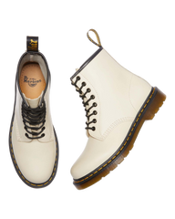 1460 Smooth Leather Lace Up Boots