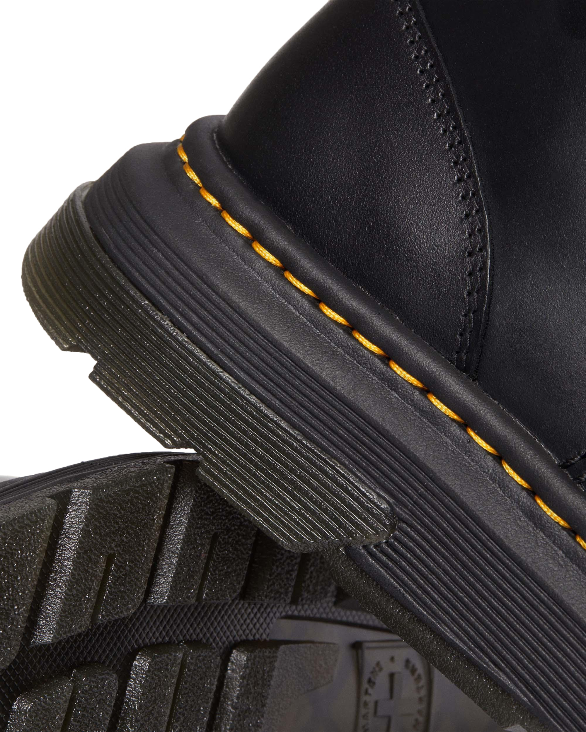 Crewson Chukka Lace Up Leather Boots