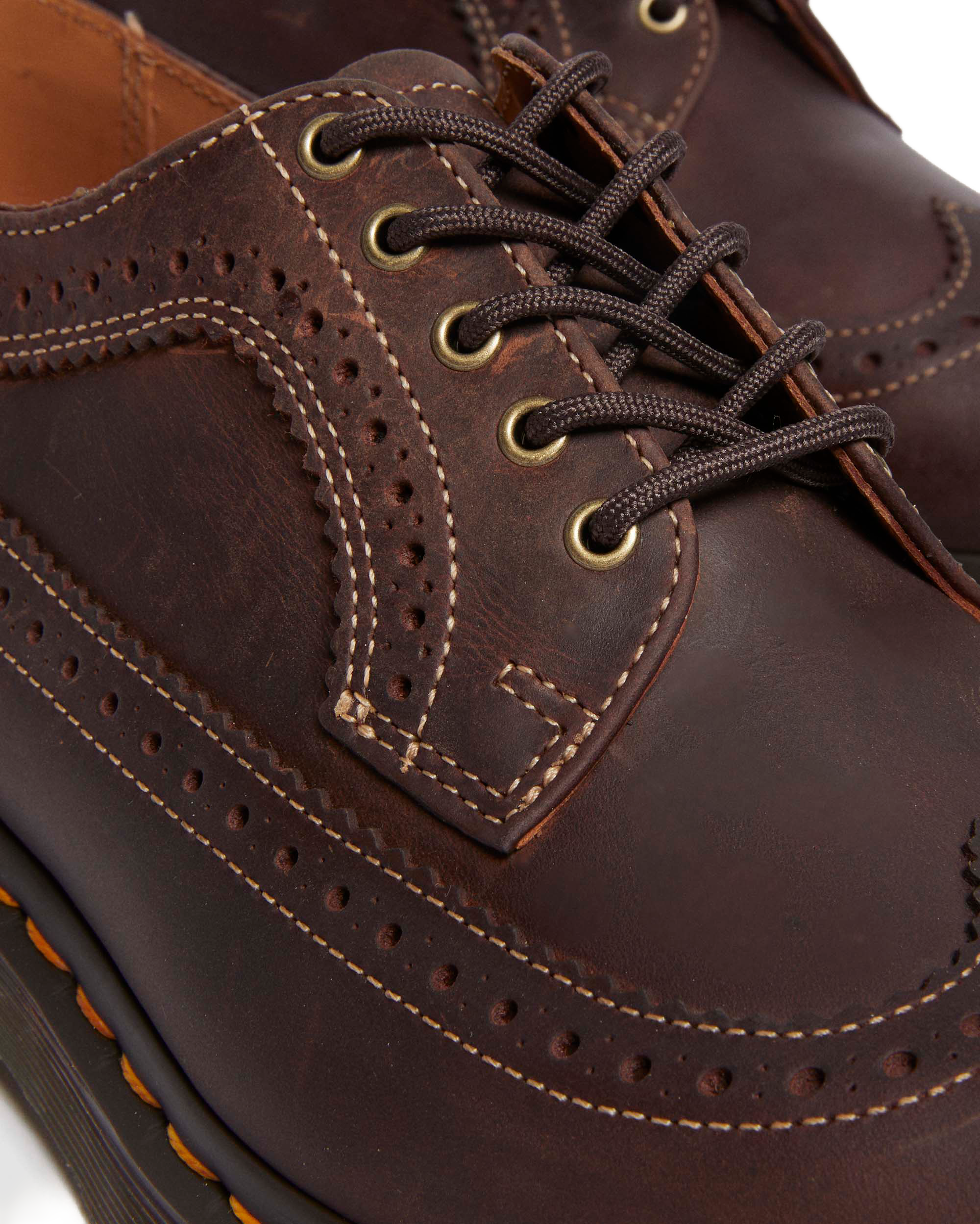 3989 Crazy Horse leather brogue shoes