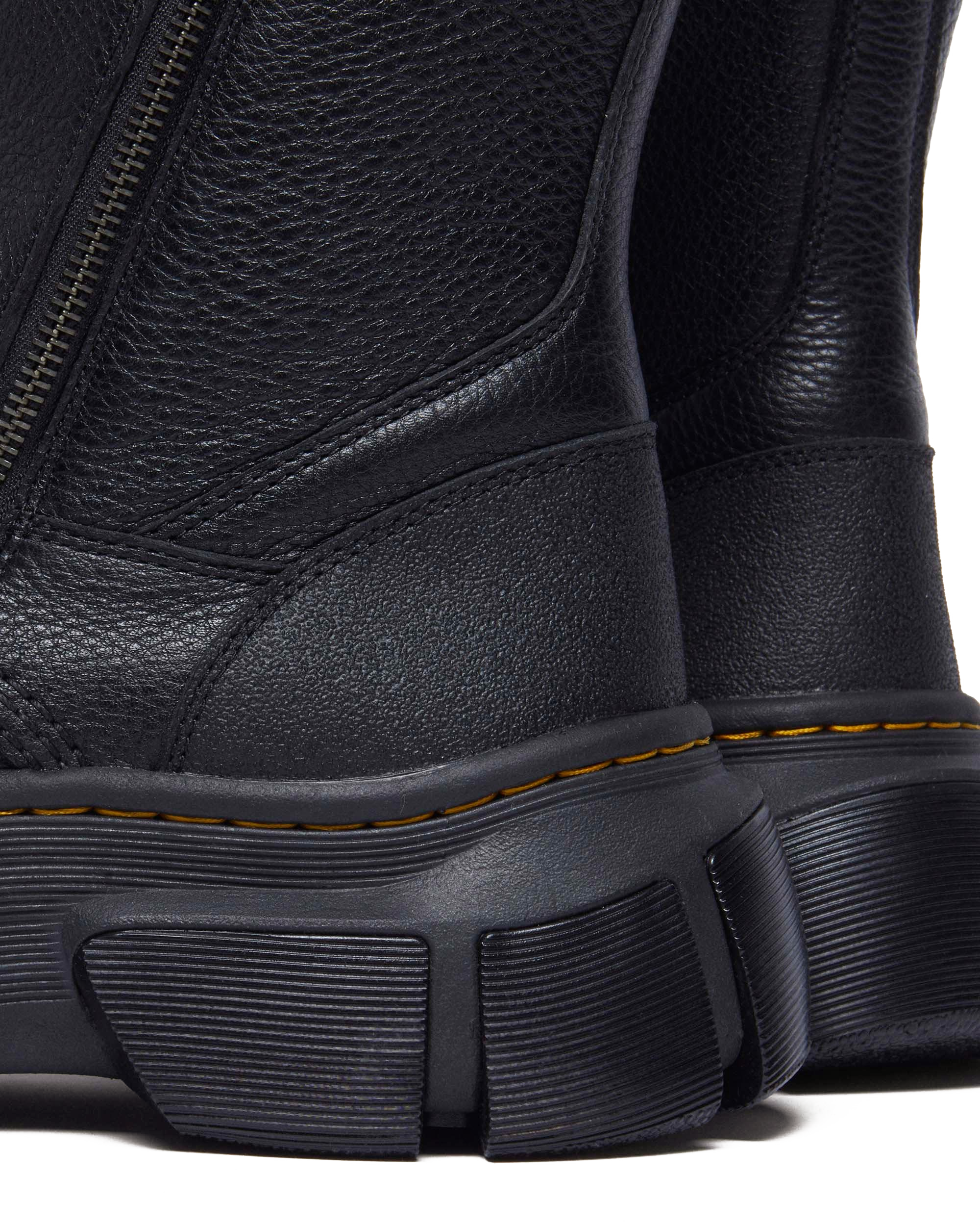 DMXL Rigger leather boots