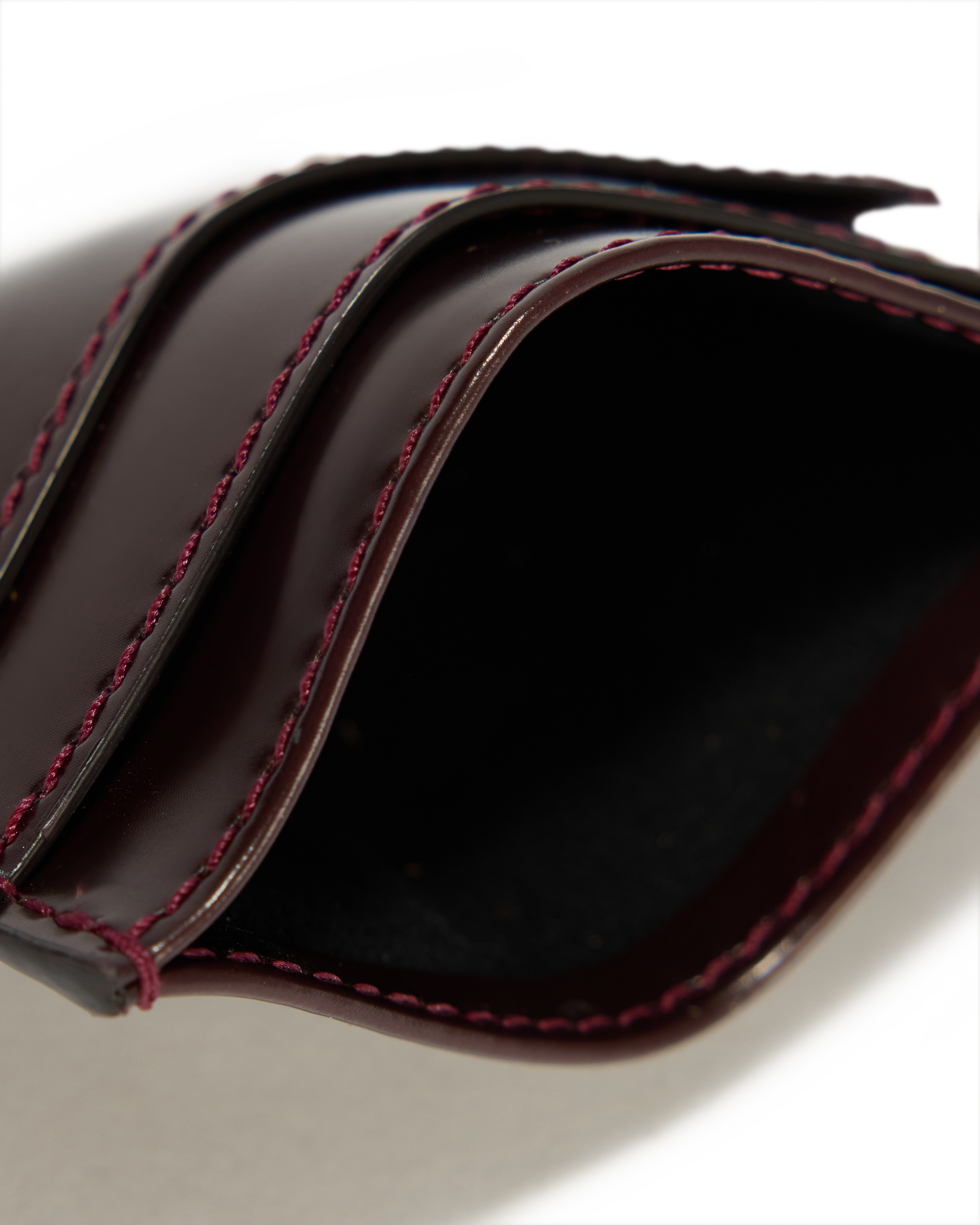 Cardholder II SLG Cherry Red Oxford Rub Off